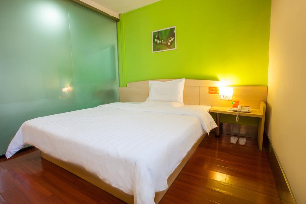 7Days Inn Zhuhai North Railway Station Jinding Zimmer foto